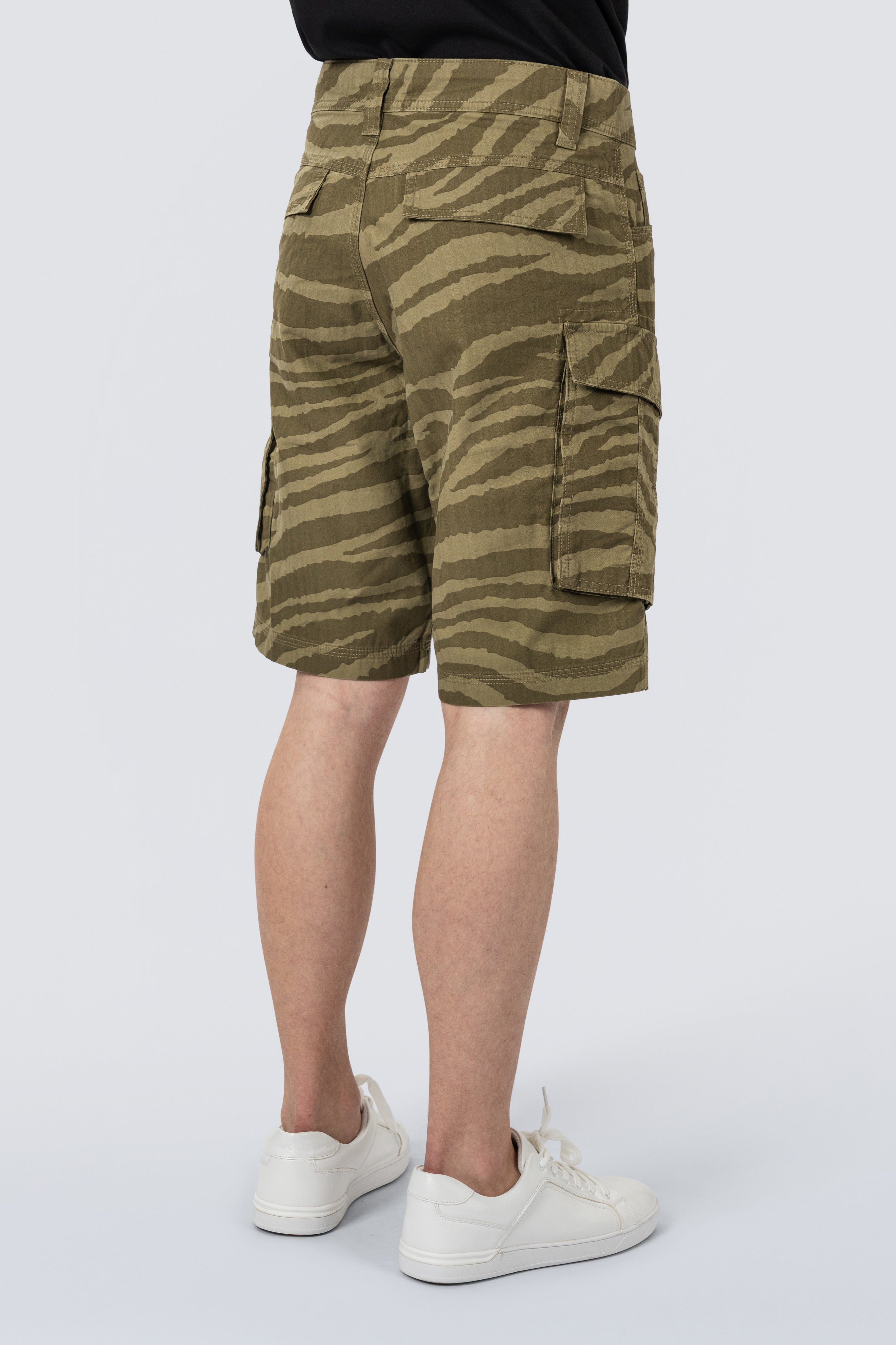 Traverse - Utility Cargo Shorts