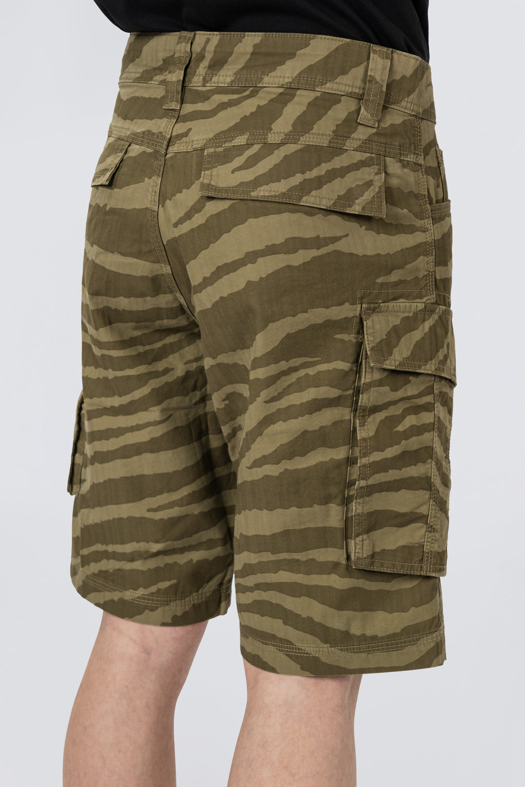Traverse - Utility Cargo Shorts