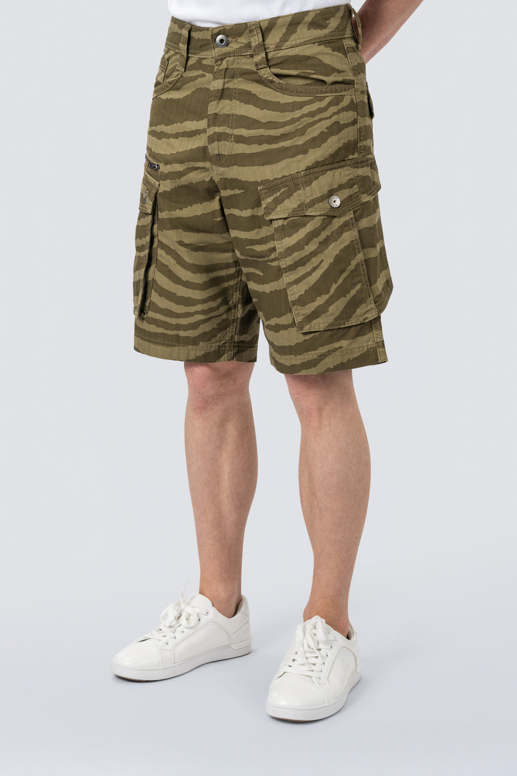 Outpost - Performance Cargo Shorts
