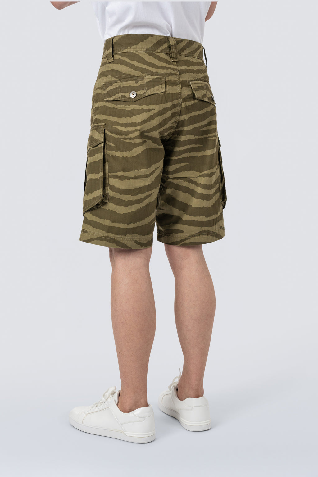 Outpost - Performance Cargo Shorts