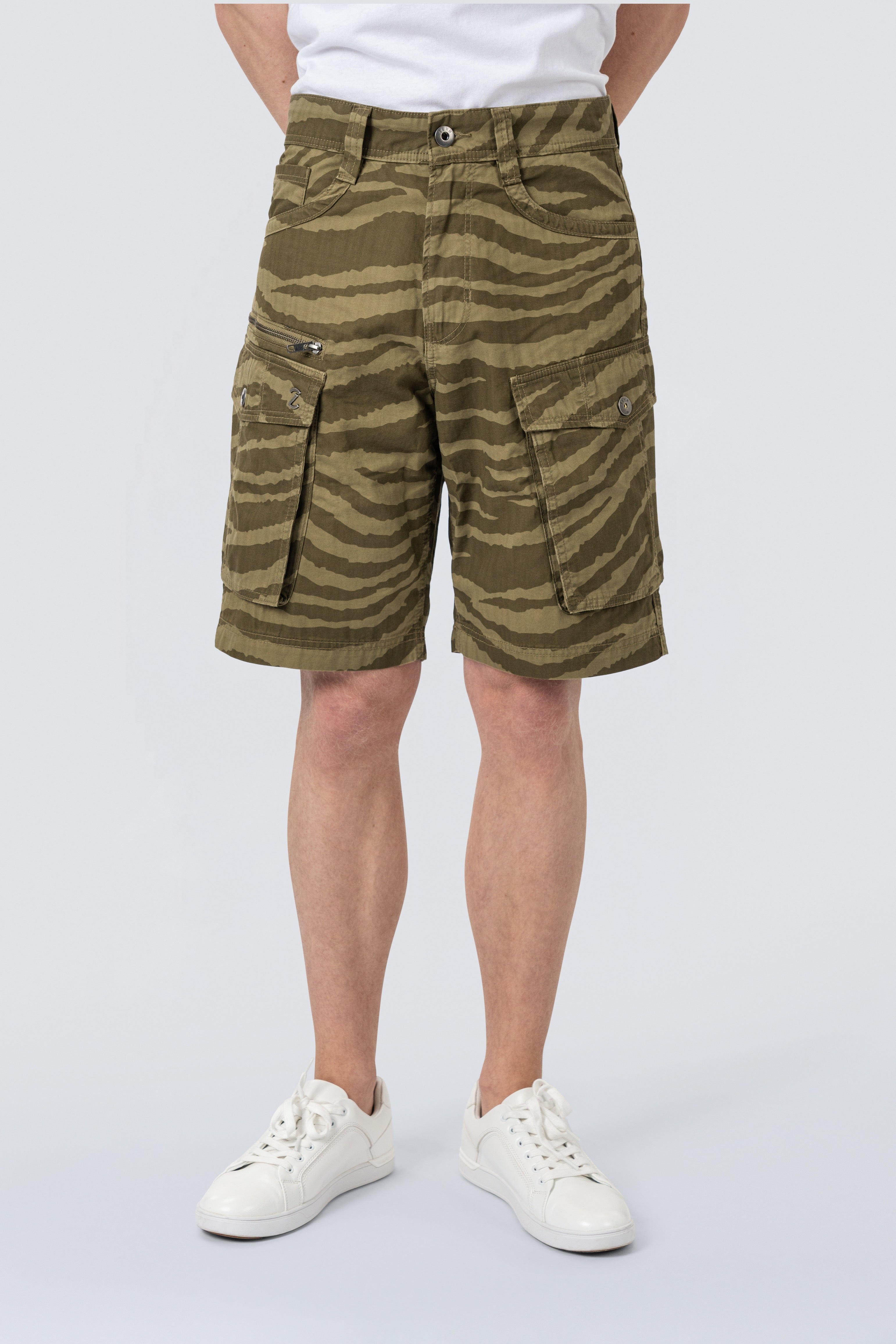 Outpost - Performance Cargo Shorts