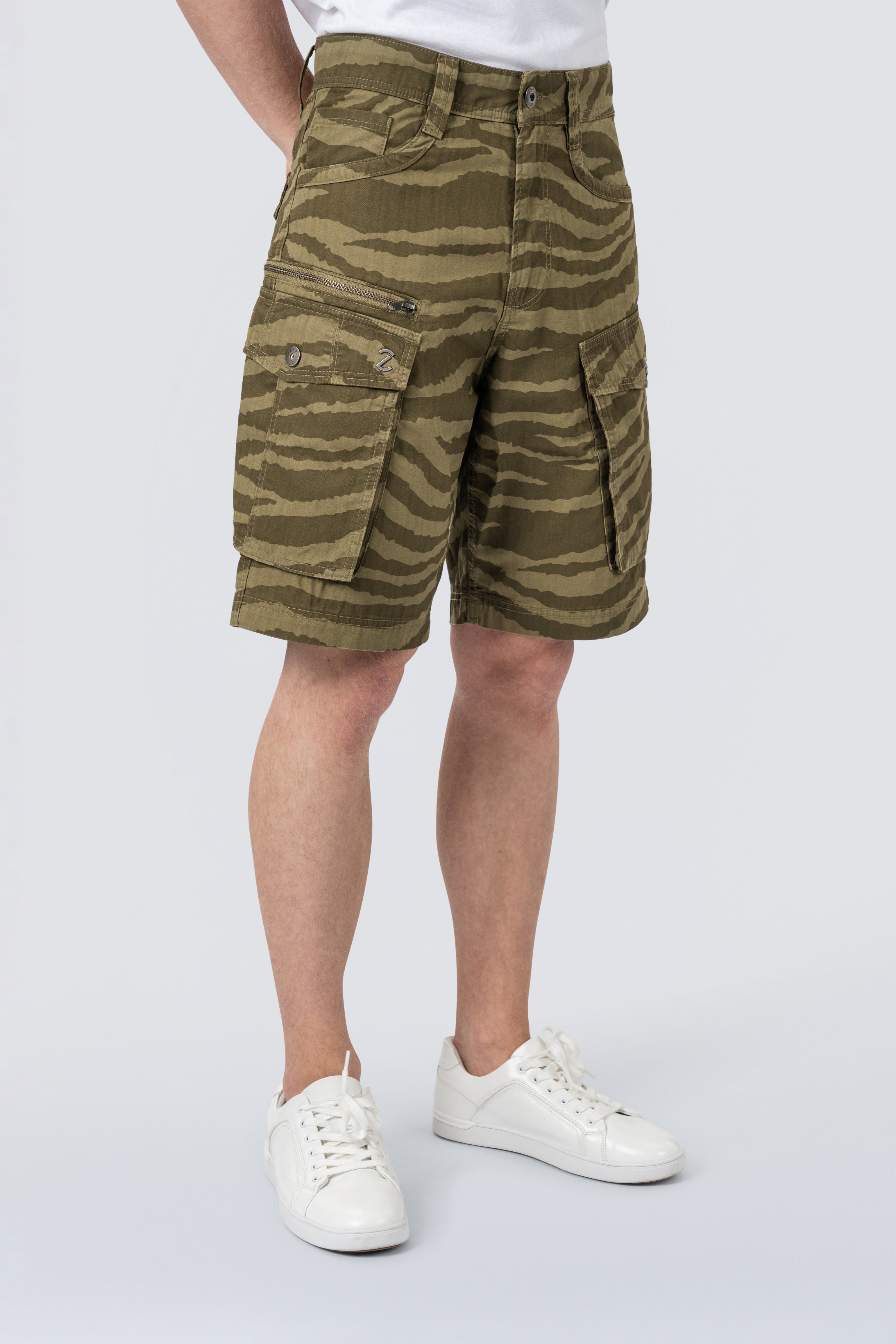 Outpost - Performance Cargo Shorts
