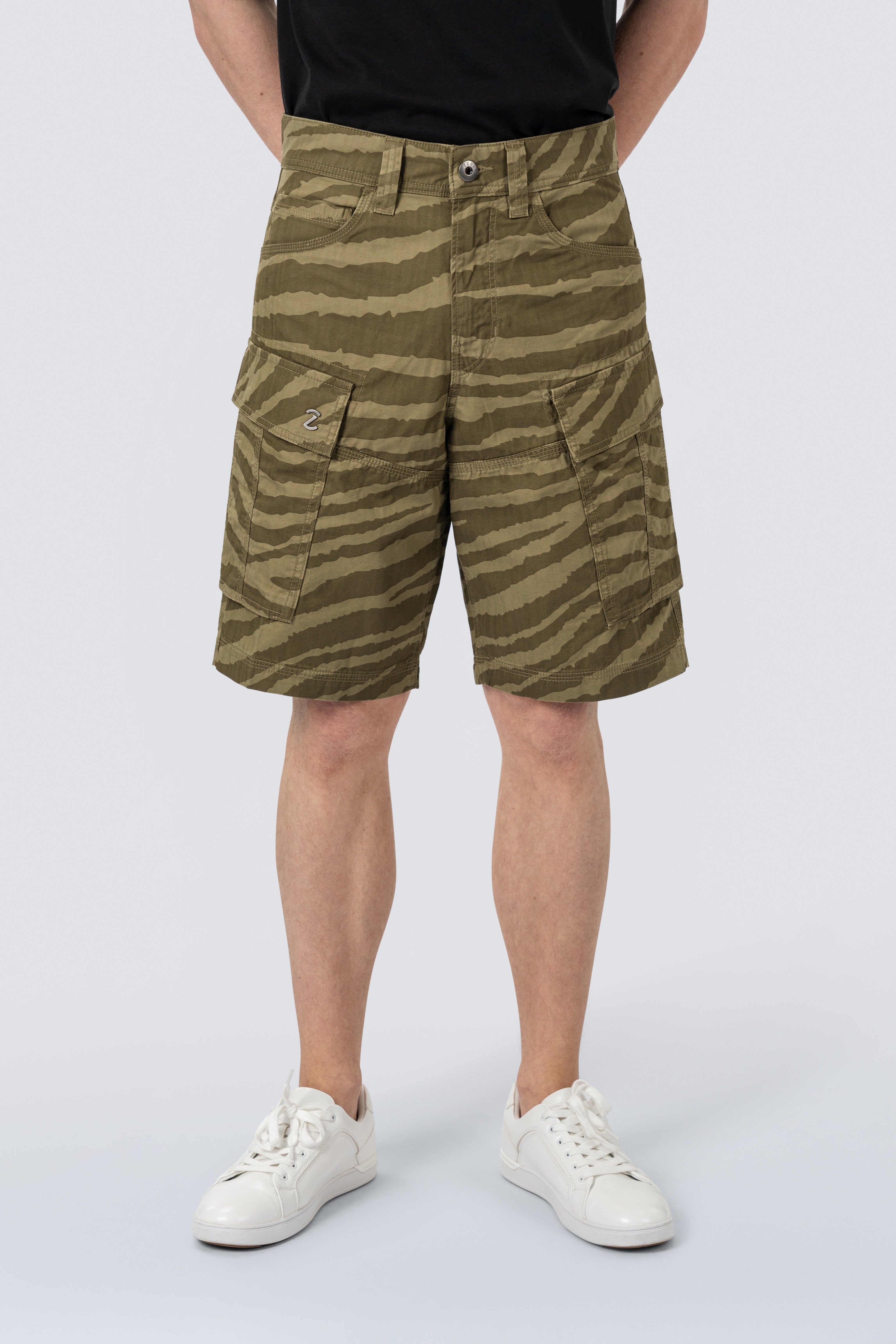 Outpost - Performance Cargo Shorts